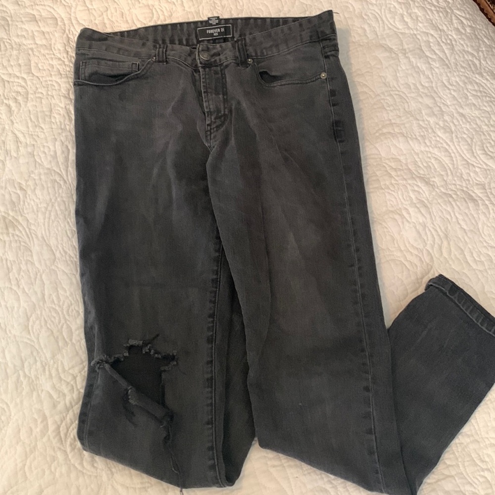 Forever 21 black jeans. Size 32